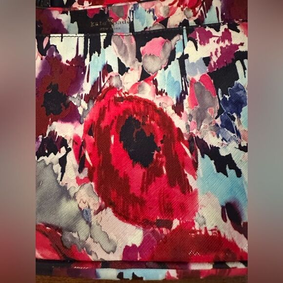 Kate Spade Floral bathroom travel Bag - Red and Blue - Picture 5 of 8